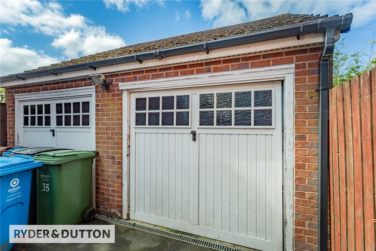 Elmstone Drive, Royton, OL2, photo 27
