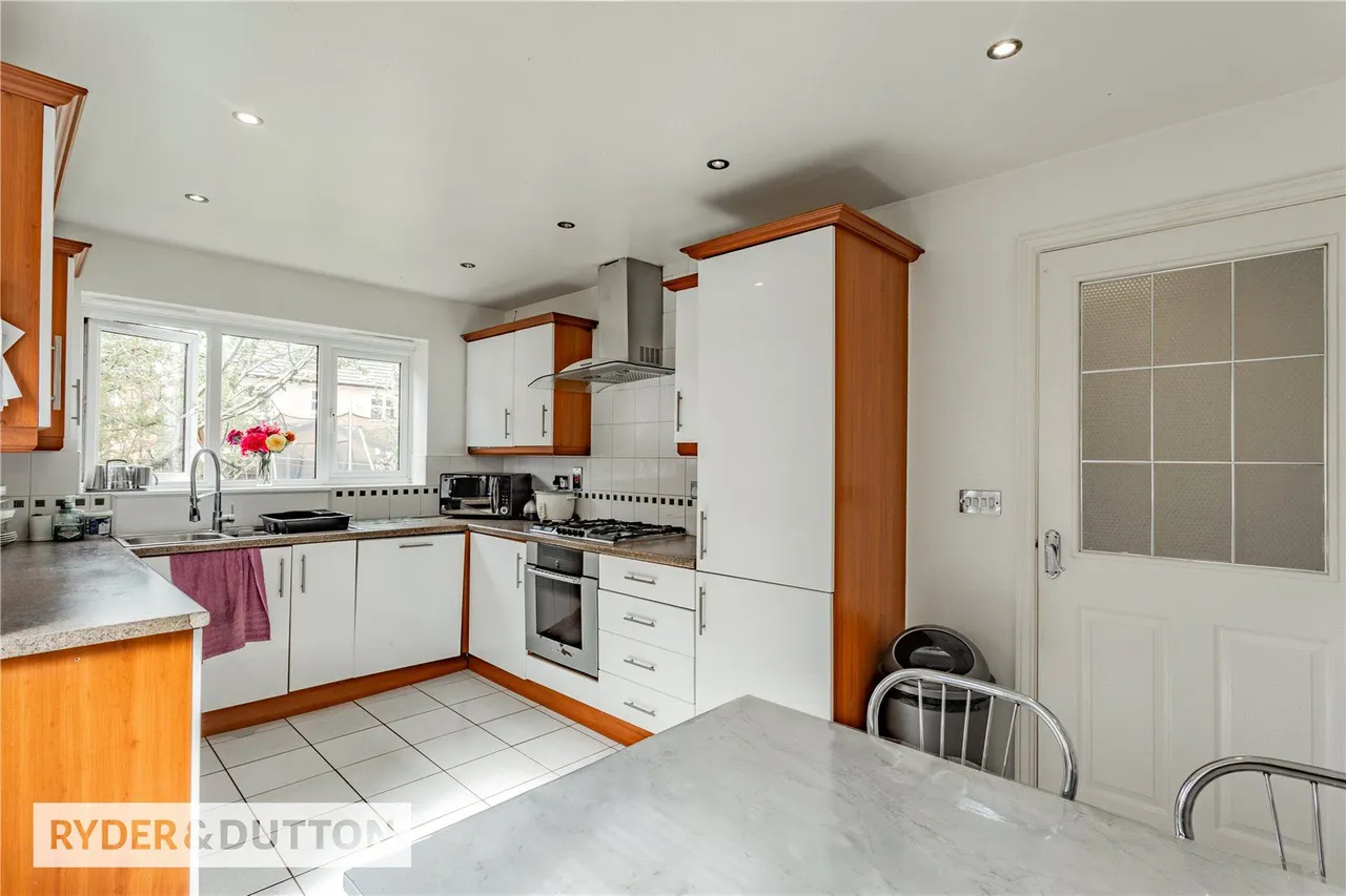 Elmstone Drive, Royton, OL2, photo 6
