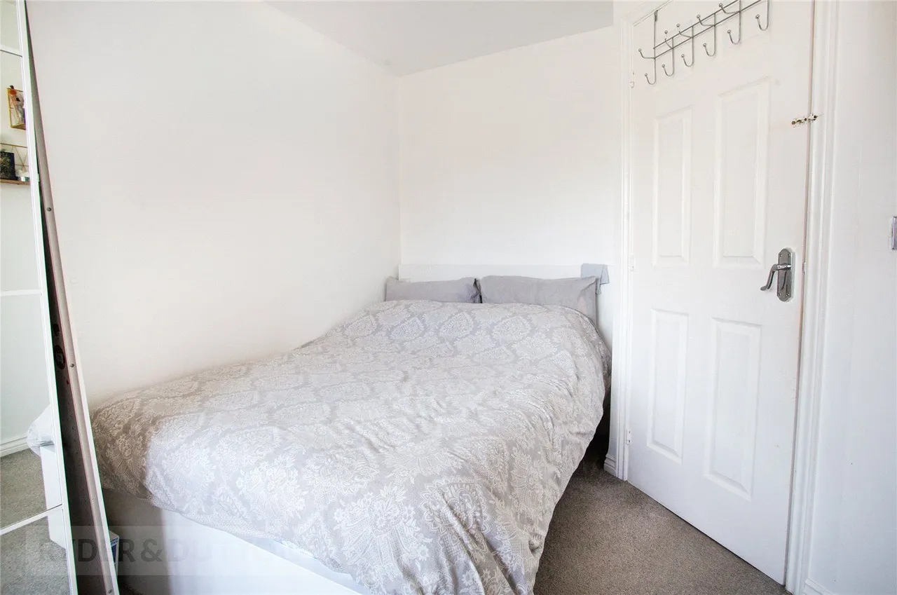 Elmstone Drive, Royton, OL2, photo 21