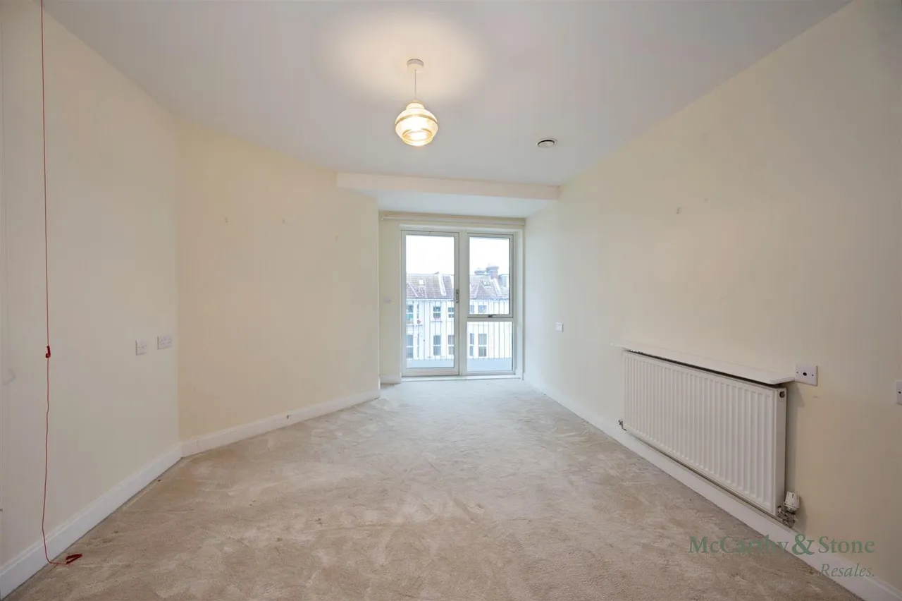 South Parade, Southsea, PO4, photo 6