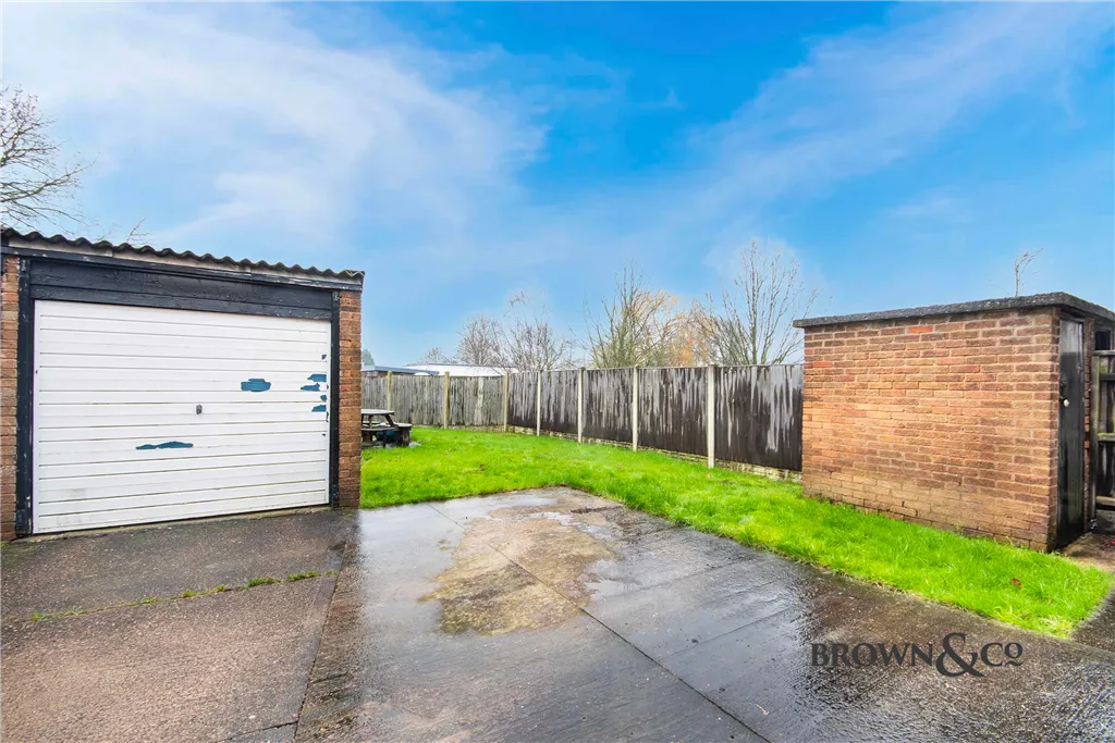 Lawnwood Avenue, Elkesley, photo 13