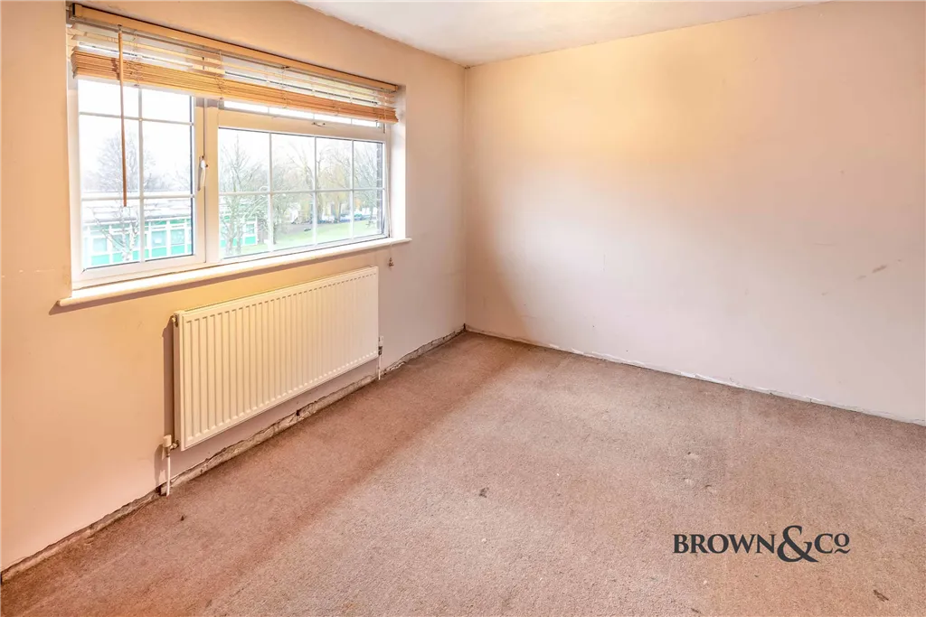 Lawnwood Avenue, Elkesley, photo 8