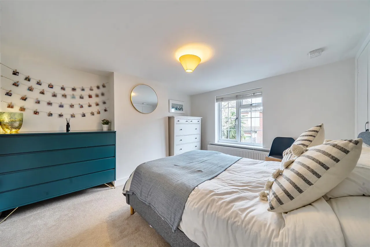Newtown Road, Warsash, photo 13