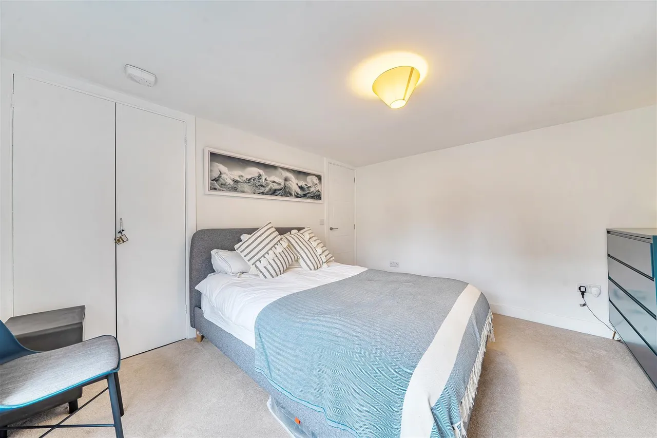 Newtown Road, Warsash, photo 15