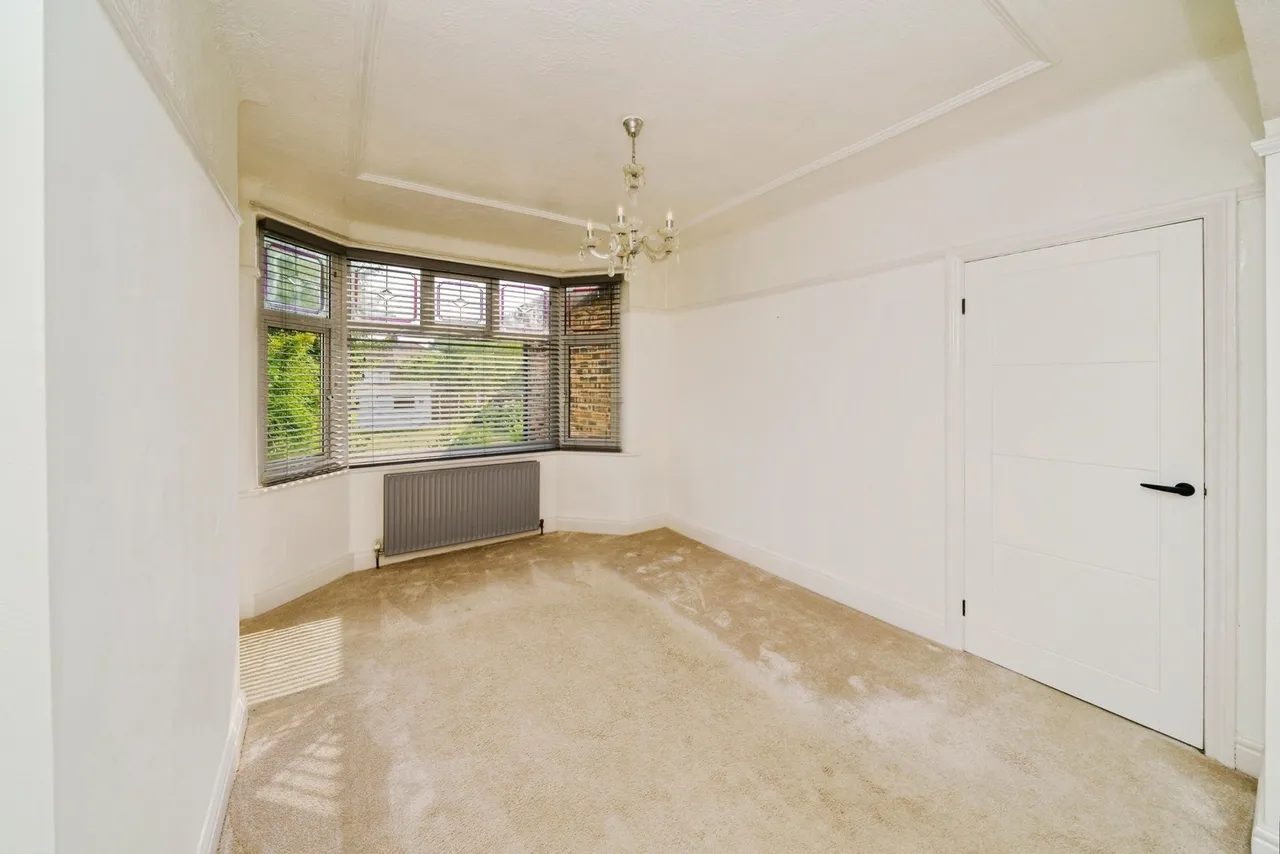 Crosthwaite Avenue, Eastham, CH62, photo 5