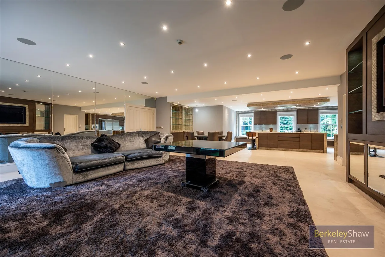 Victoria Road, Freshfield, L37, photo 5