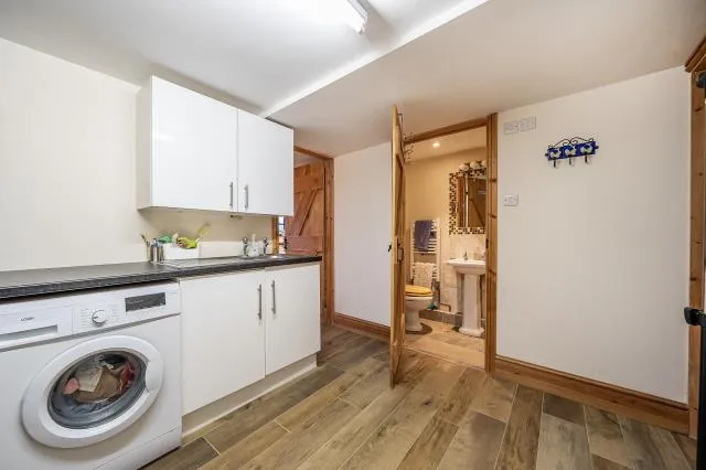 Broughton Crossing, Broughton, HP22, photo 10