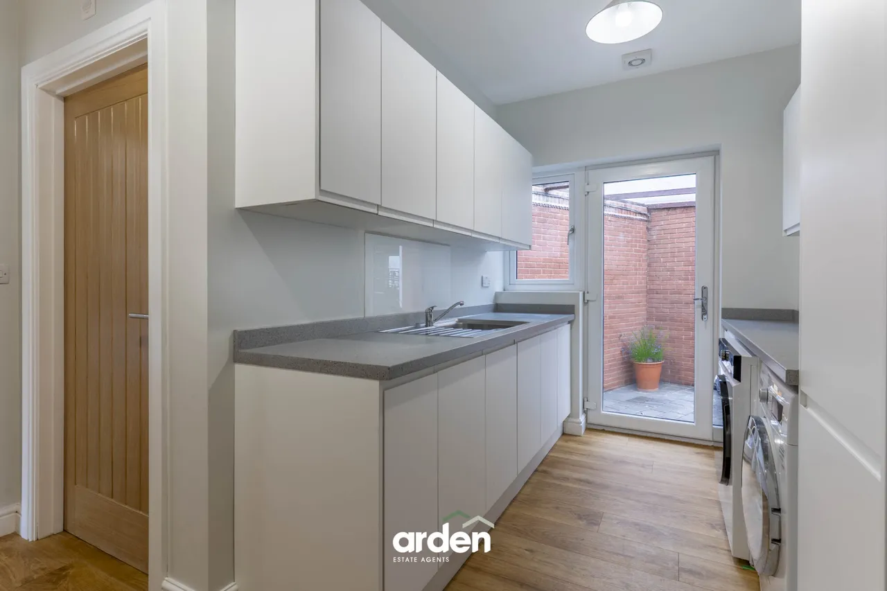 Hollyfield Drive, Barnt Green, B45, photo 10