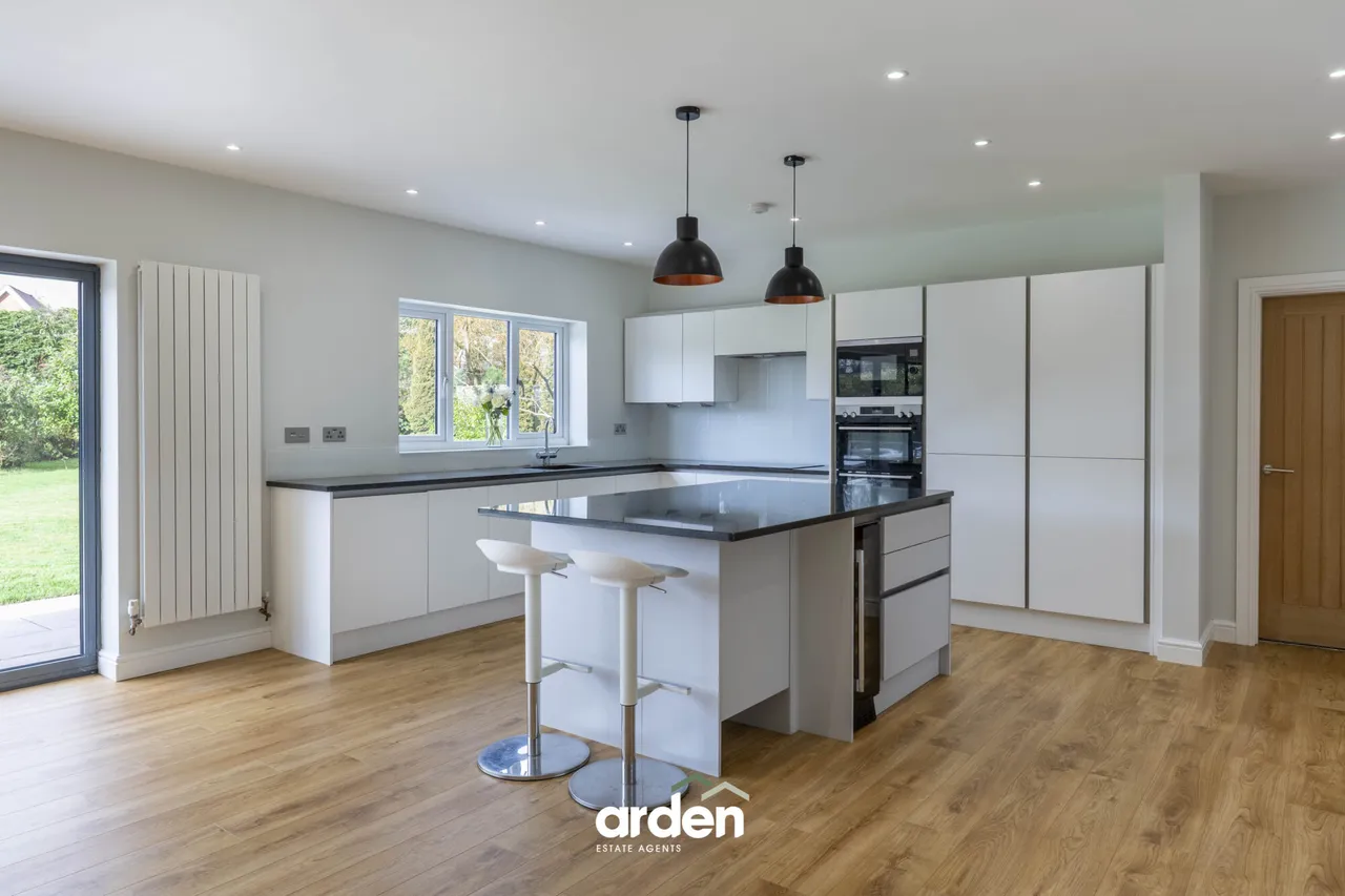 Hollyfield Drive, Barnt Green, B45, photo 6
