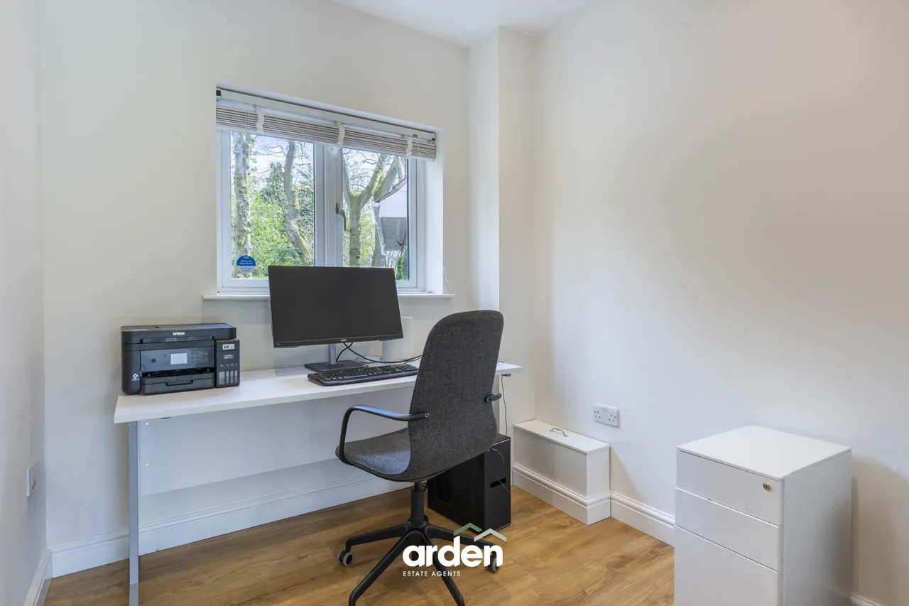 Hollyfield Drive, Barnt Green, B45, photo 9