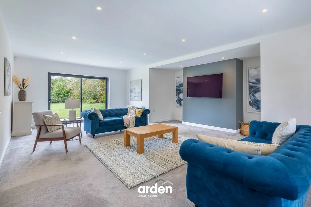 Hollyfield Drive, Barnt Green, B45, photo 3