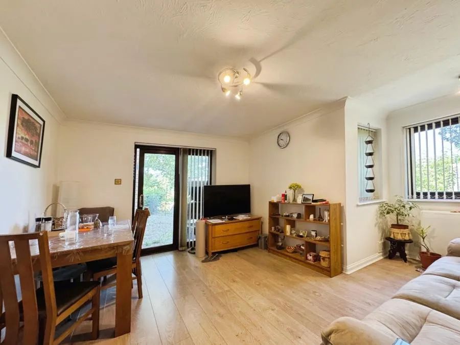 Teal House, The Millstream, HP11, photo 2