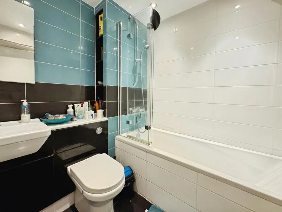 Teal House, The Millstream, HP11, photo 9