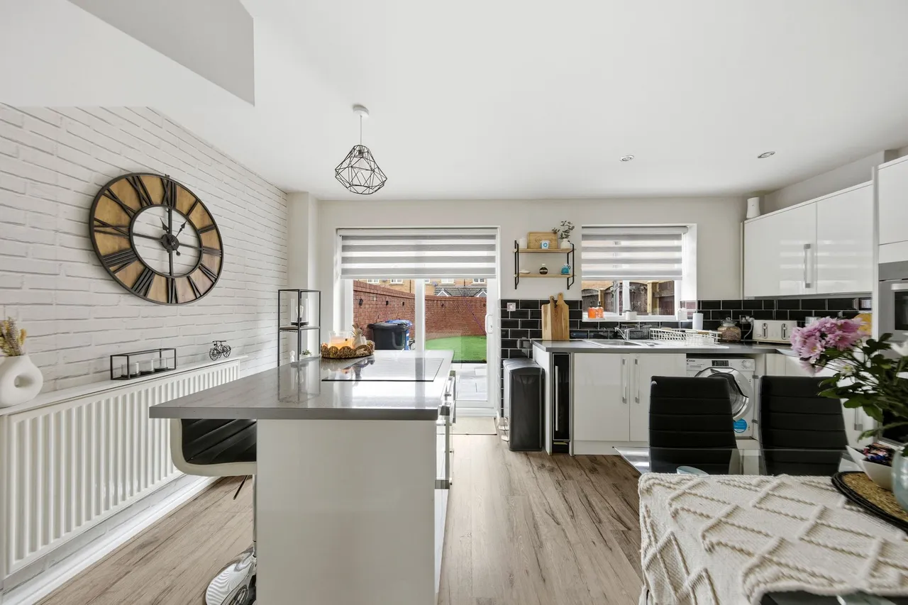Houston Gardens, Great Sankey, Warrington, Warrington, WA5 8DN, photo 8