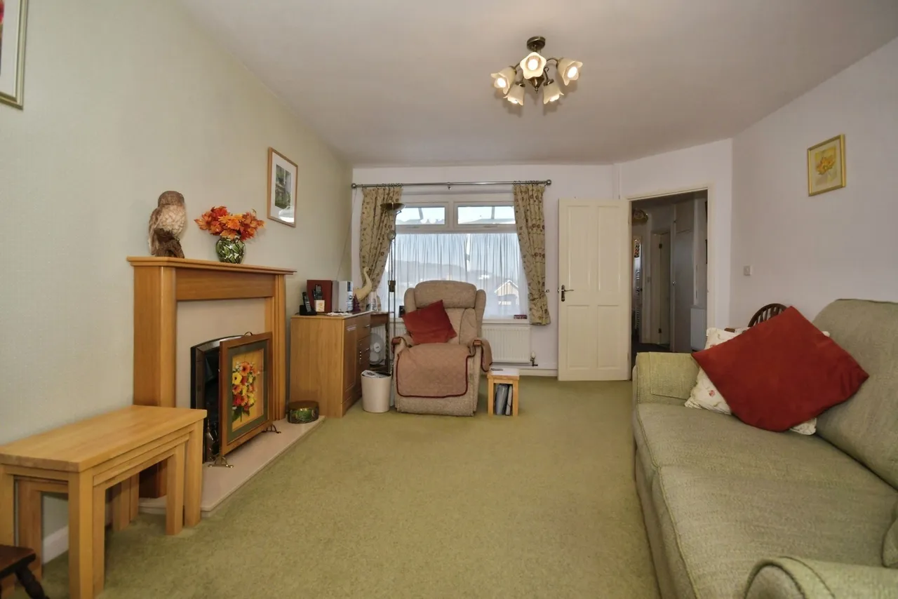 Milldale Avenue, Buxton, Derbyshire, SK17, photo 8