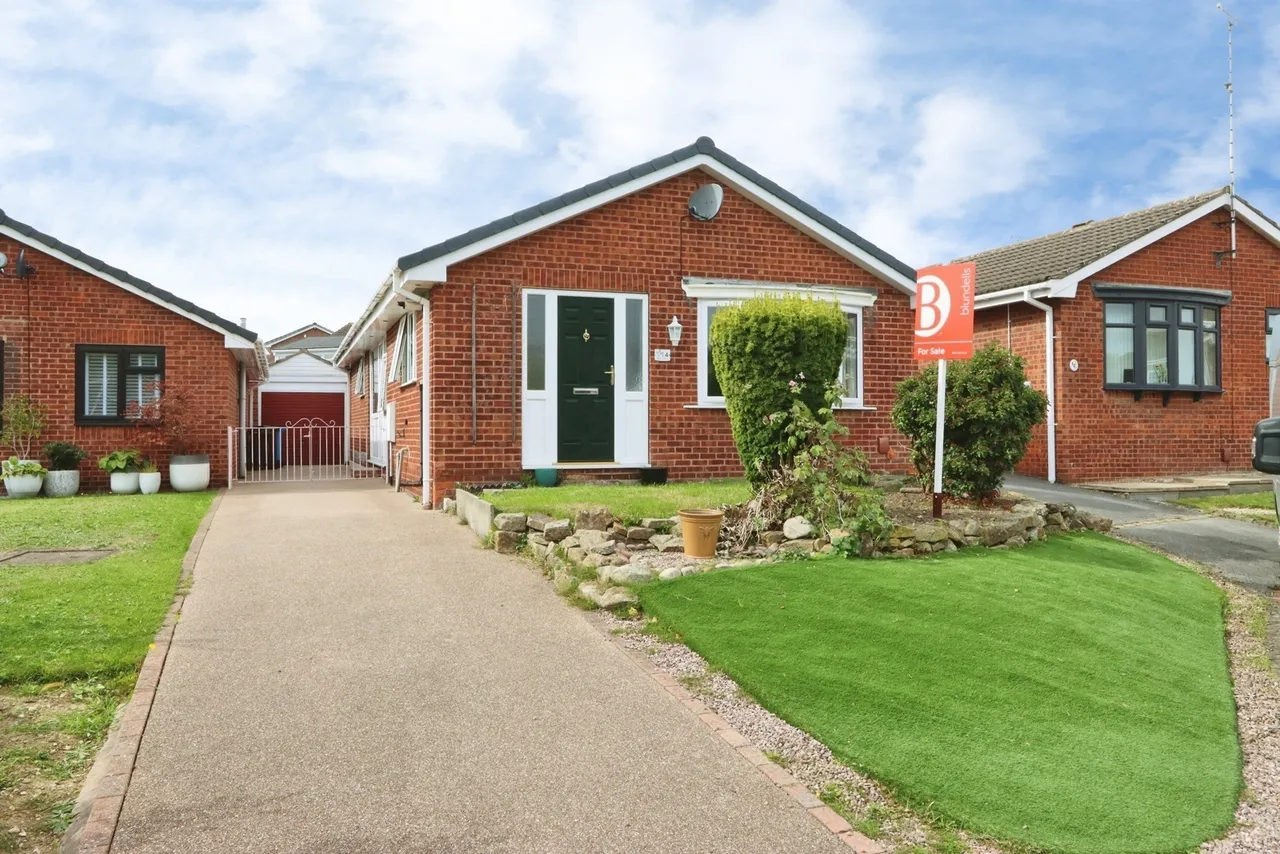 3 bed house for sale — Barlby Grove, Sheffield, S12