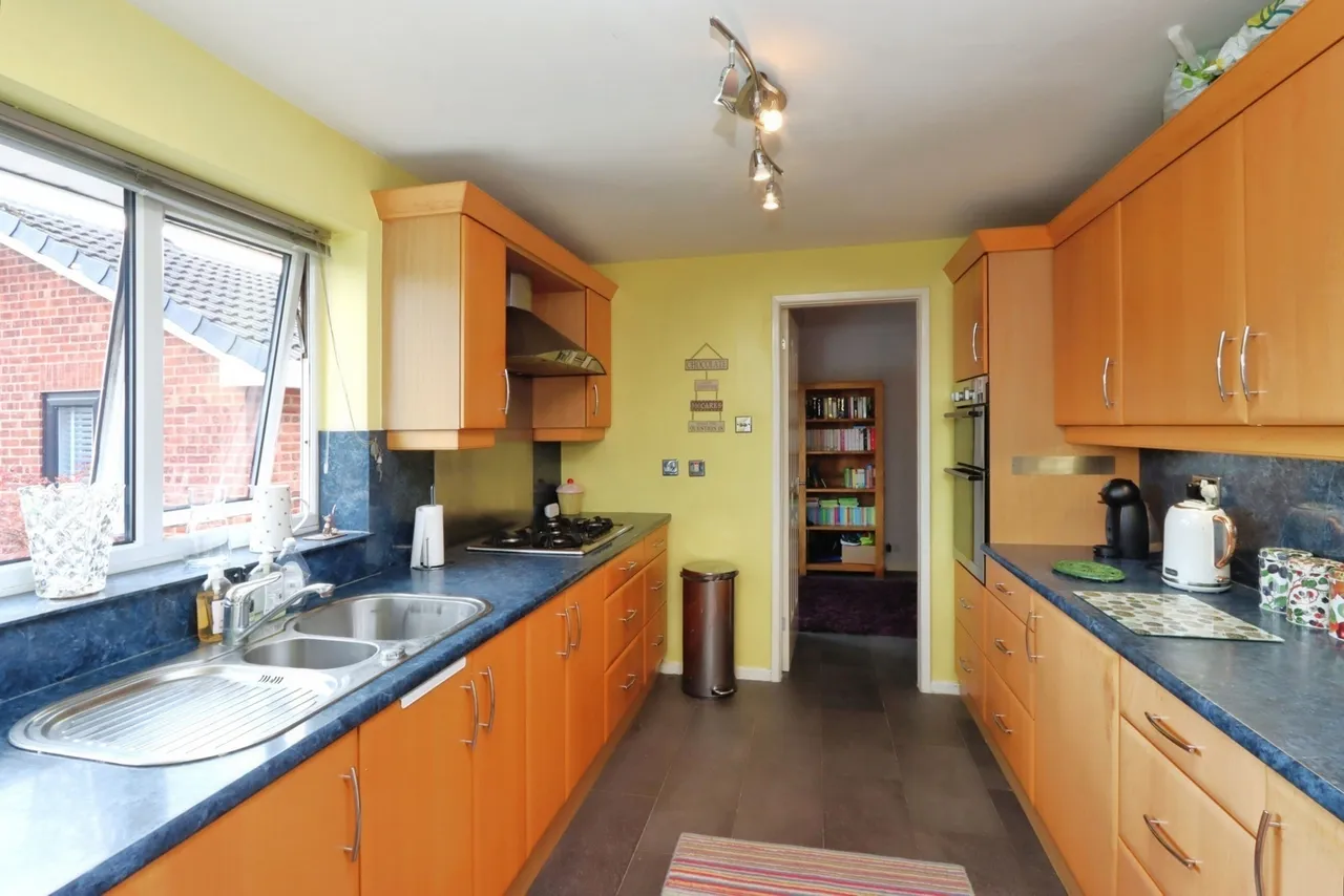 Barlby Grove, Sheffield, S12, photo 6