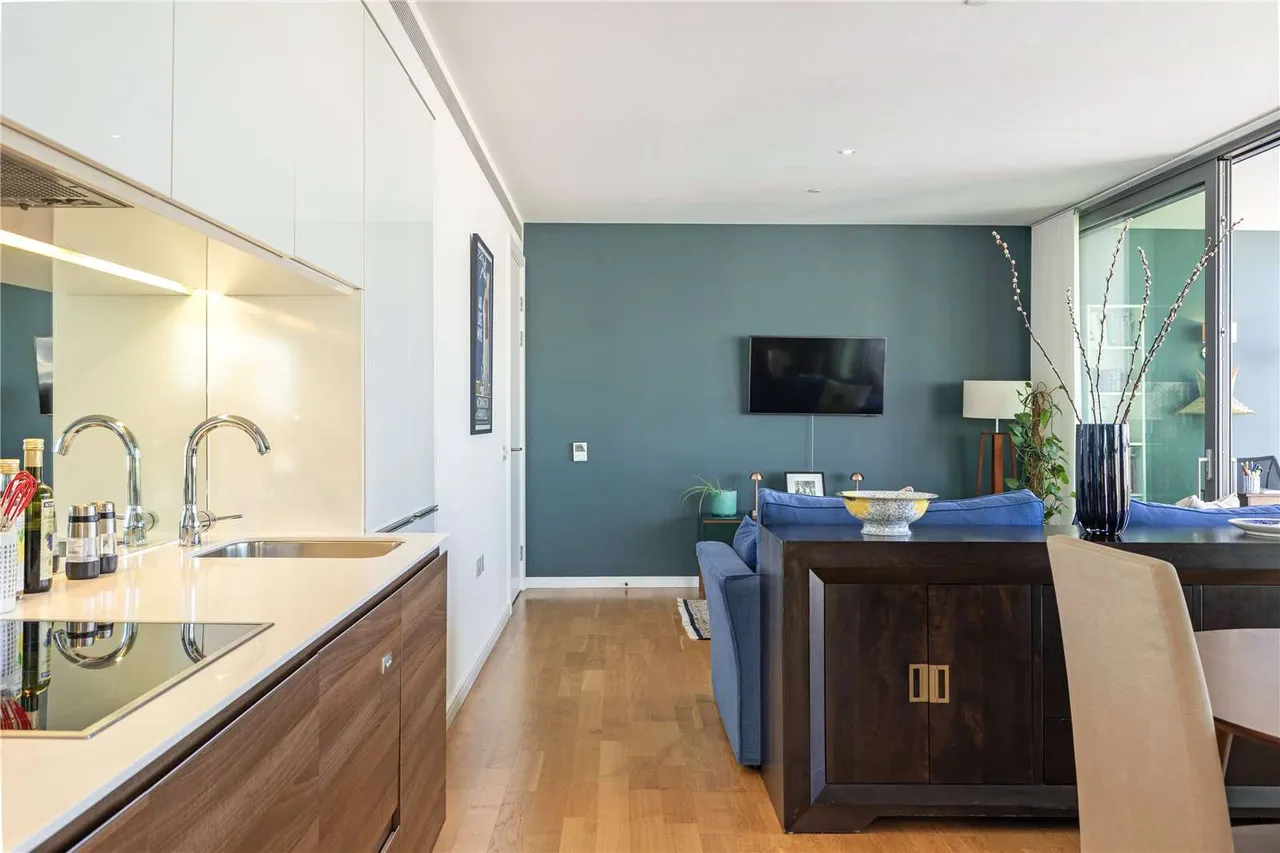 Eastfields Avenue, Putney, London, SW18 1GN, photo 4