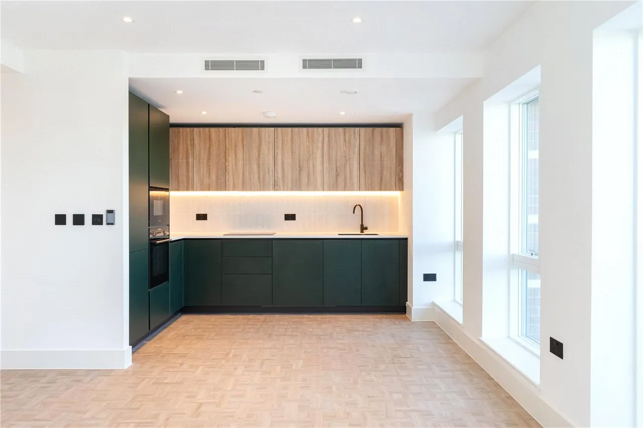 The Arrival, One Clapham, SW11, photo 2