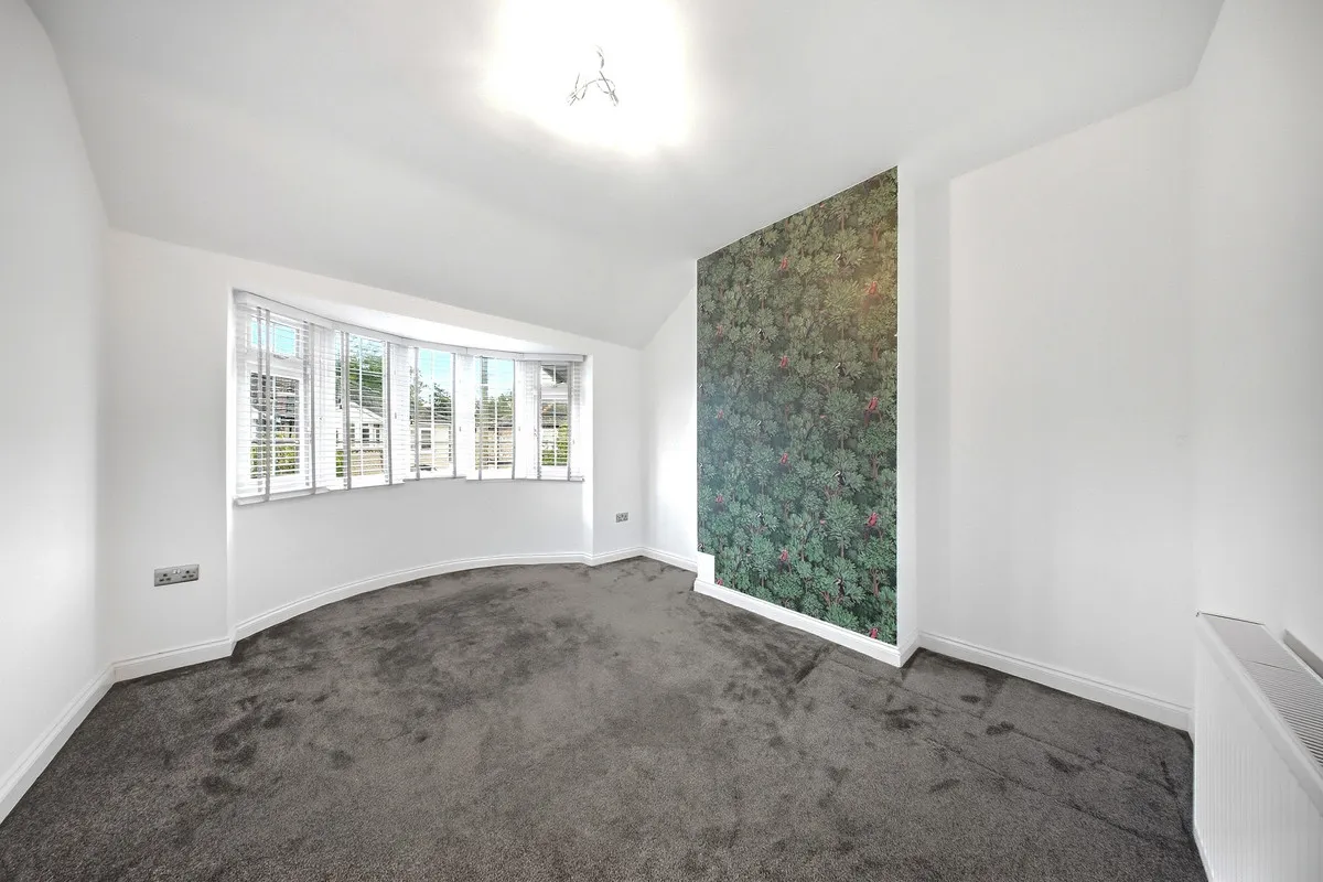 Balmoral Drive, Timperly, WA14, photo 9