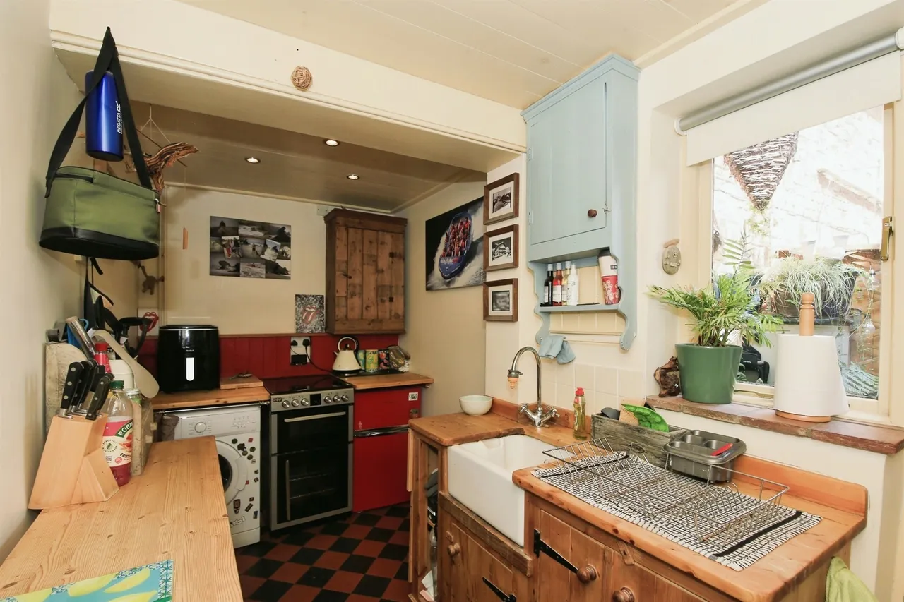 Whittlesey Road, Thorney, PE6, photo 6