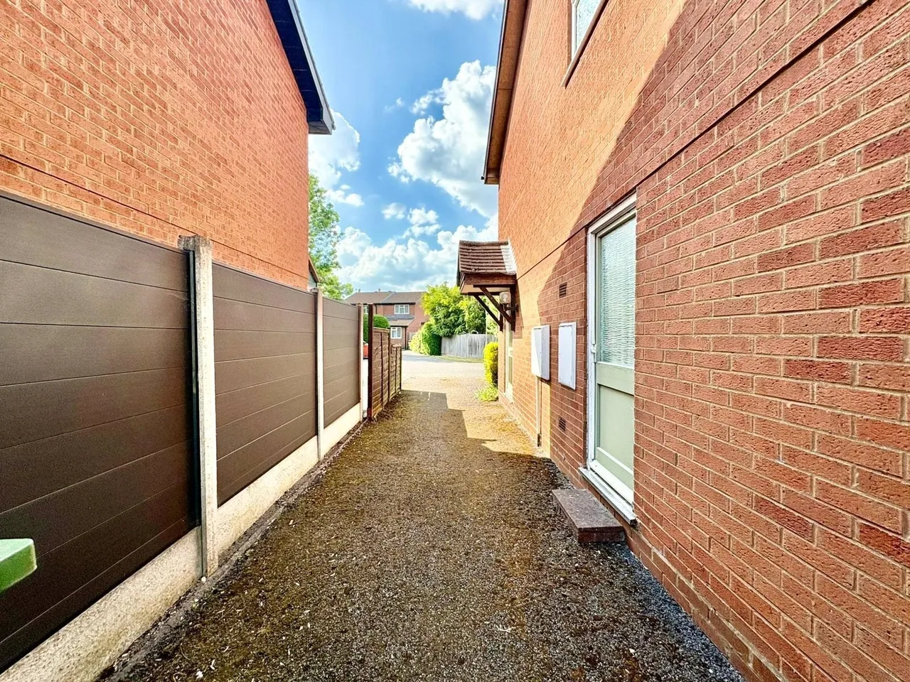 Minions Close, Atherstone, Warwickshire, CV9, photo 15