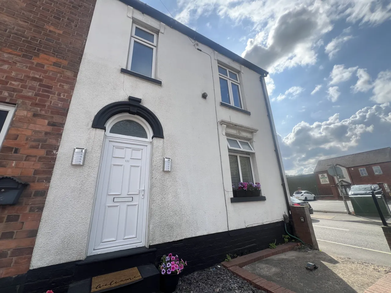 2 bed property to rent, Sedgley Road, Woodsetton, DY1