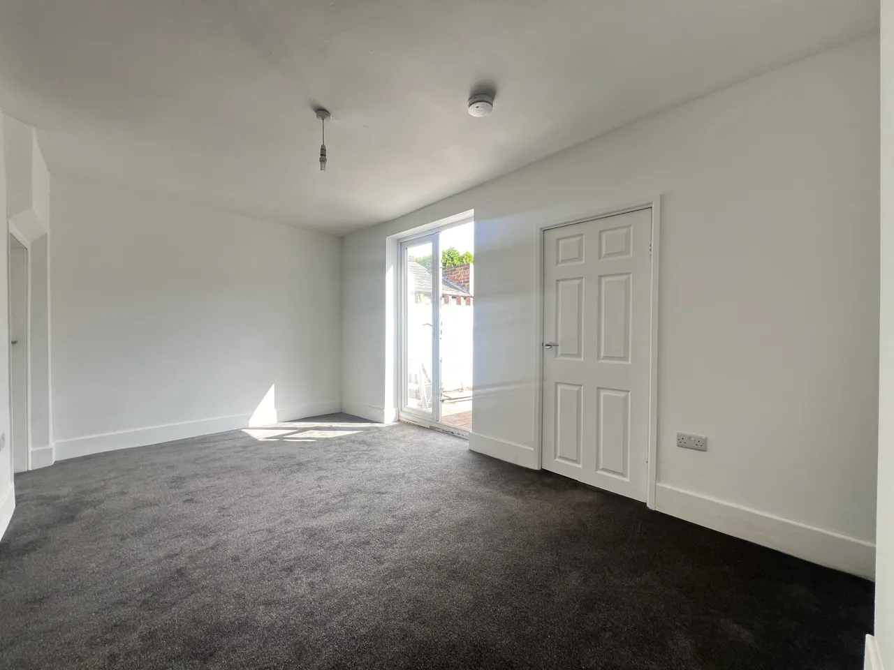 Sedgley Road, Woodsetton, DY1, photo 4