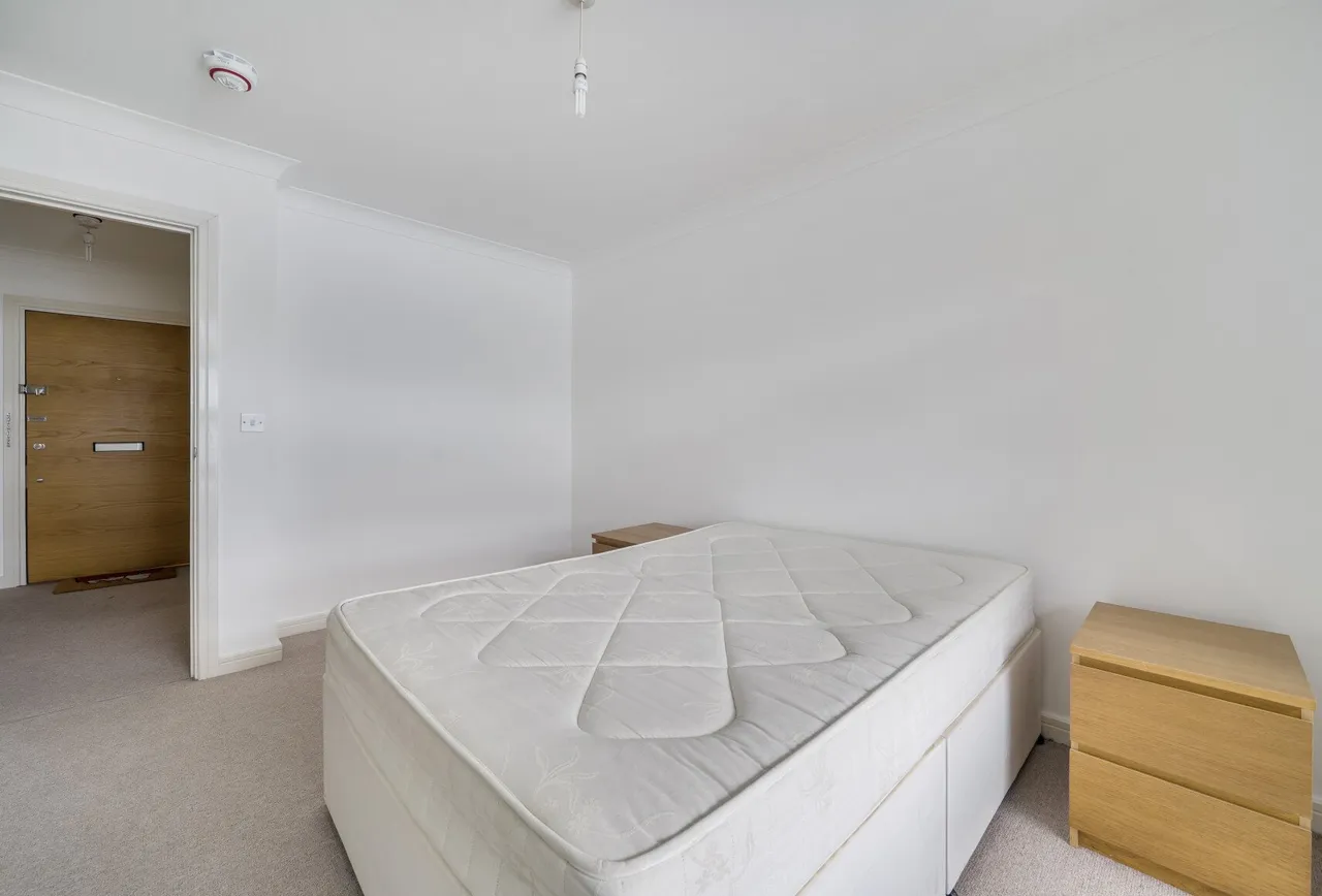 Kingsbury Road, London, NW9 9AW, photo 9