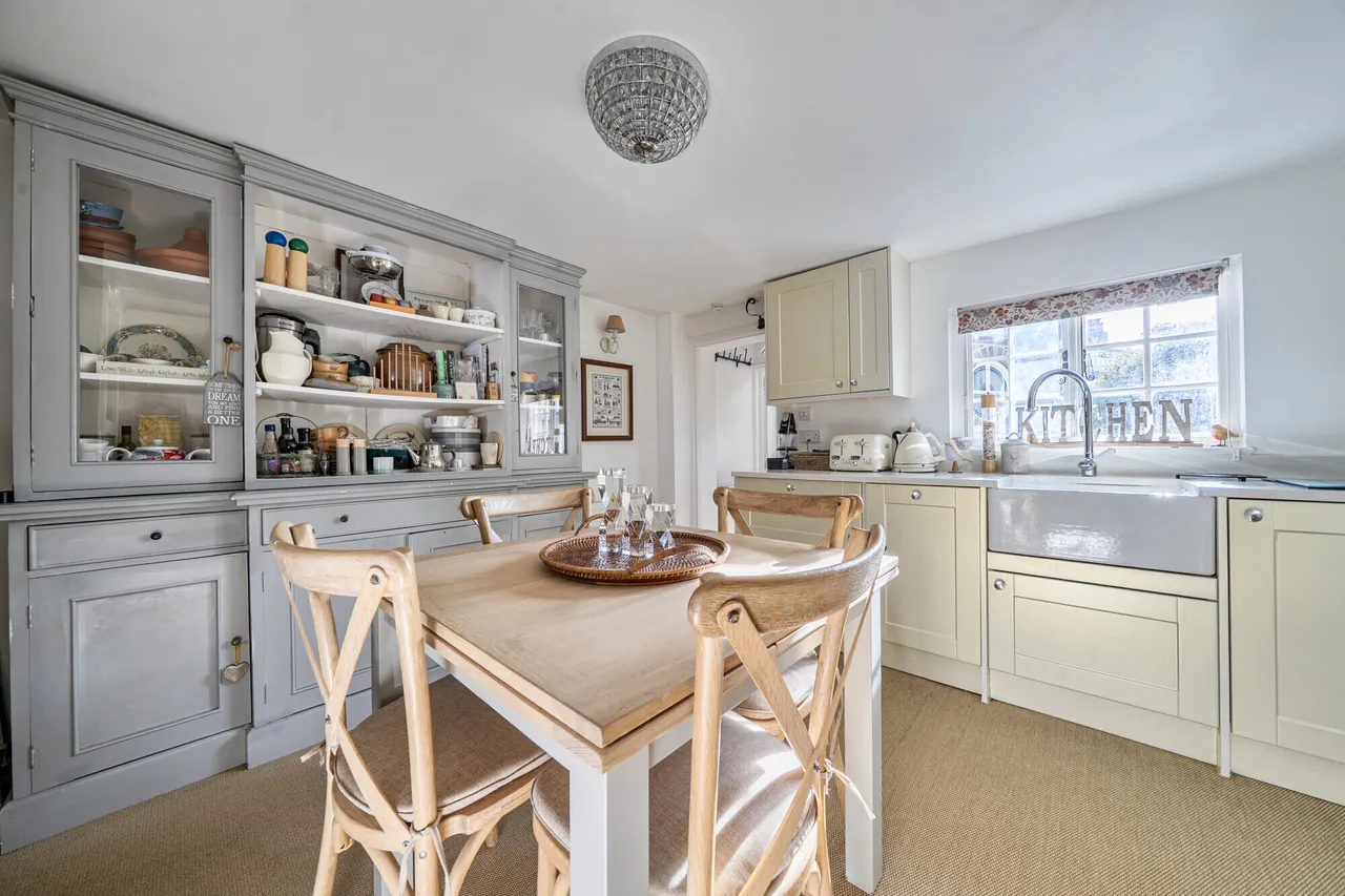 Orchard Avenue, Chichester, PO19, photo 2