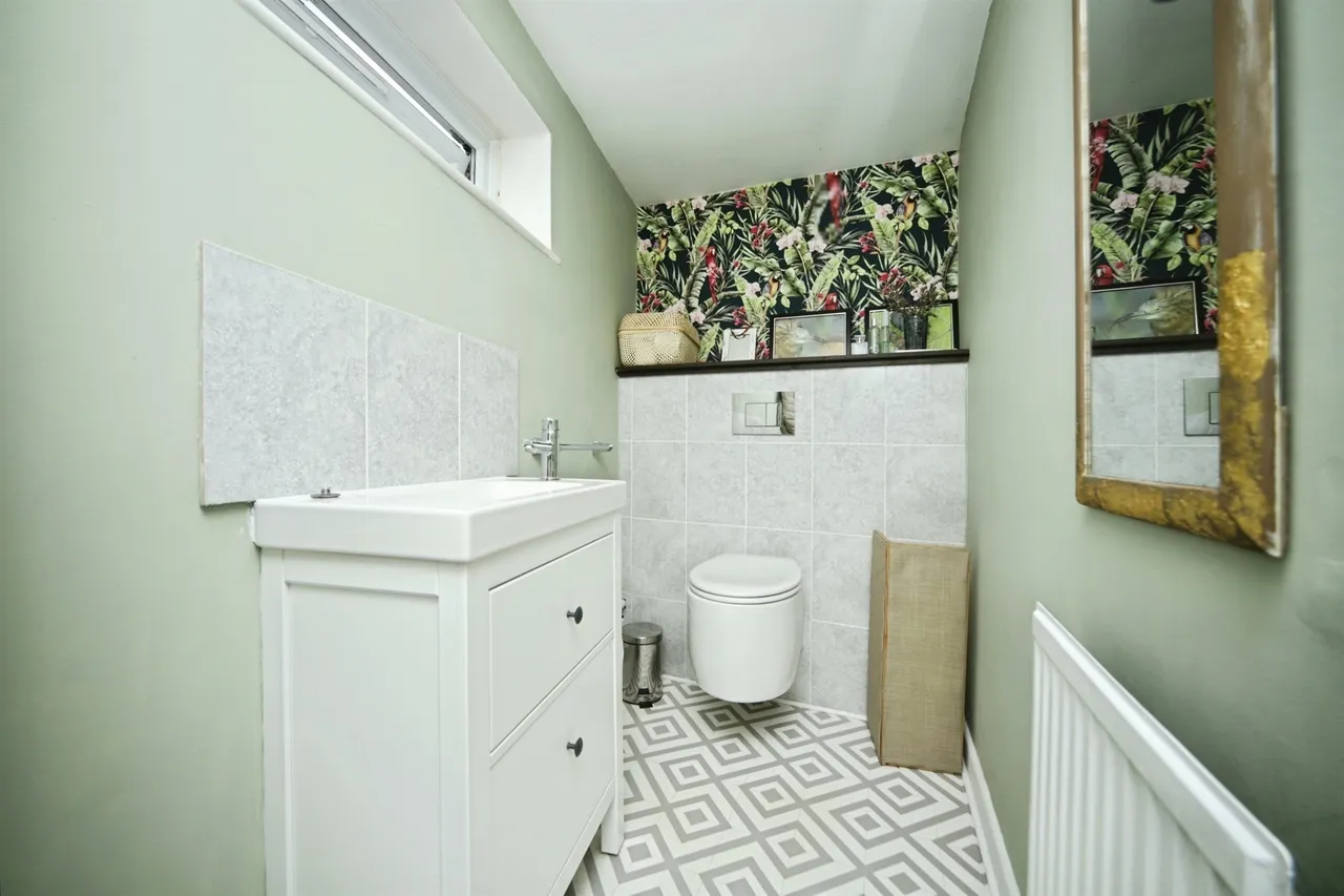 Deane Drive, Taunton, TA1, photo 11
