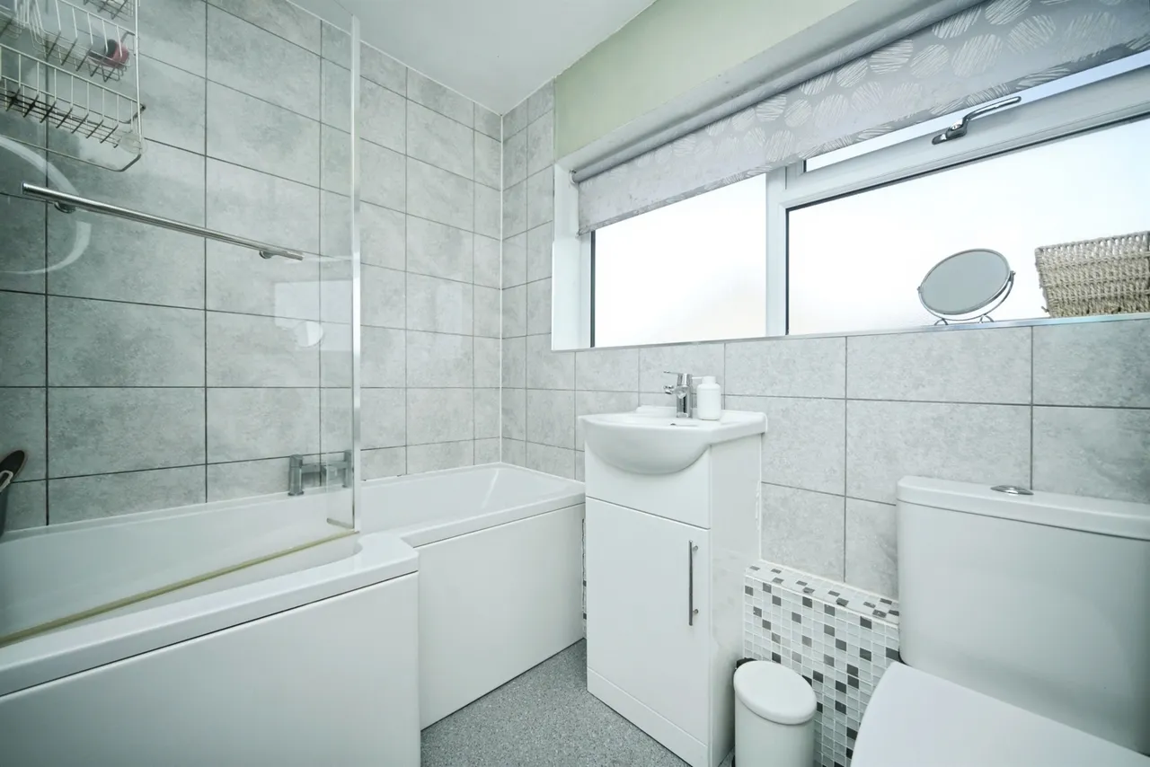 Deane Drive, Taunton, TA1, photo 10