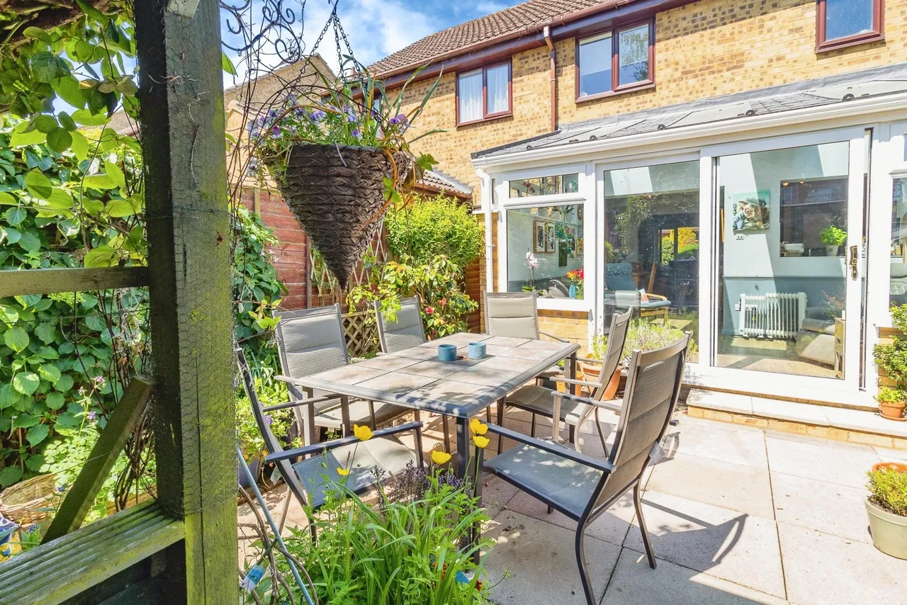 North Close, Milton Keynes, MK17, photo 18