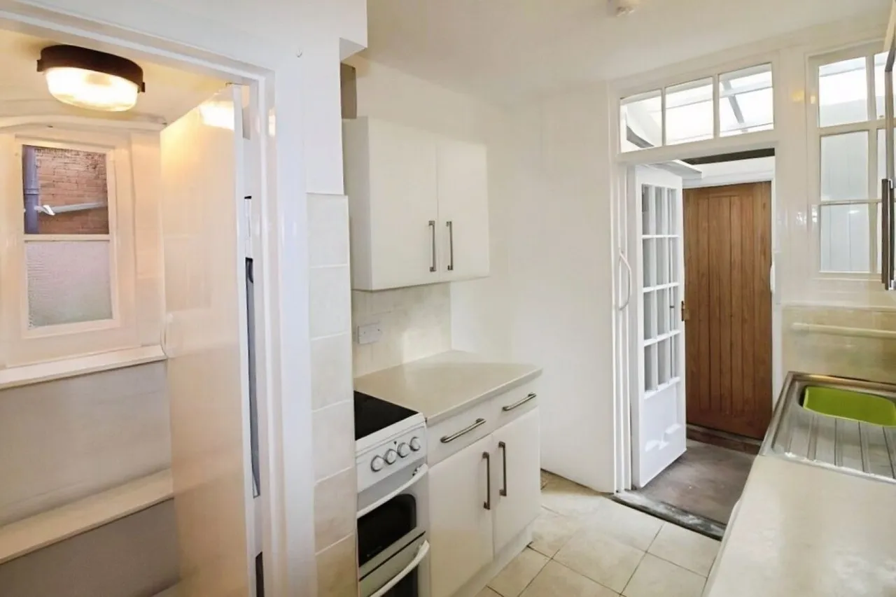 Hoker Road, photo 5