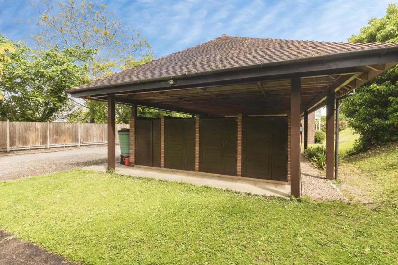 Reservoir Road, Gloucester, photo 11