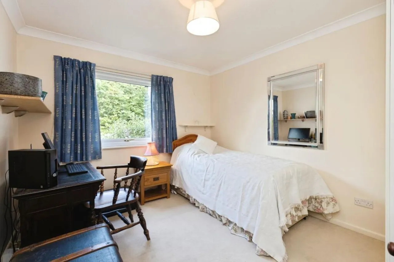 Reservoir Road, Gloucester, photo 7