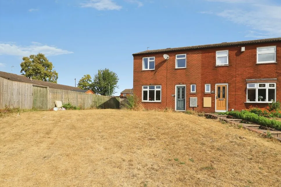 3 bed house for sale — Fountain Lane, Bilston, West Midlands, WV14
