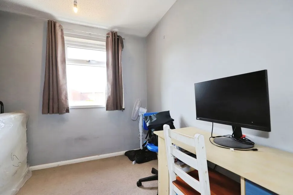 Fountain Lane, Bilston, West Midlands, WV14, photo 10