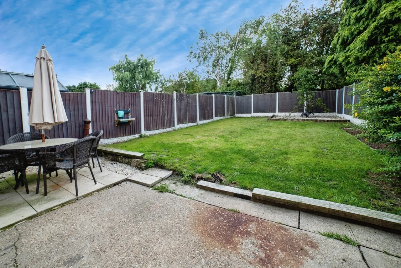 Garside Avenue, Sutton-in-Ashfield, Nottinghamshire, NG17, photo 2