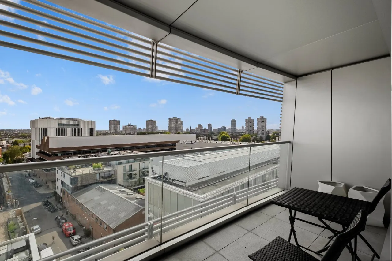 Hester Road, London, SW11, photo 14