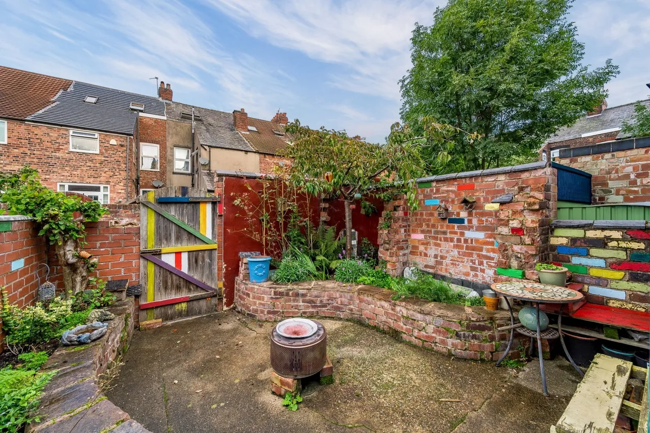 Emley Street, Levenshulme, M19, photo 9
