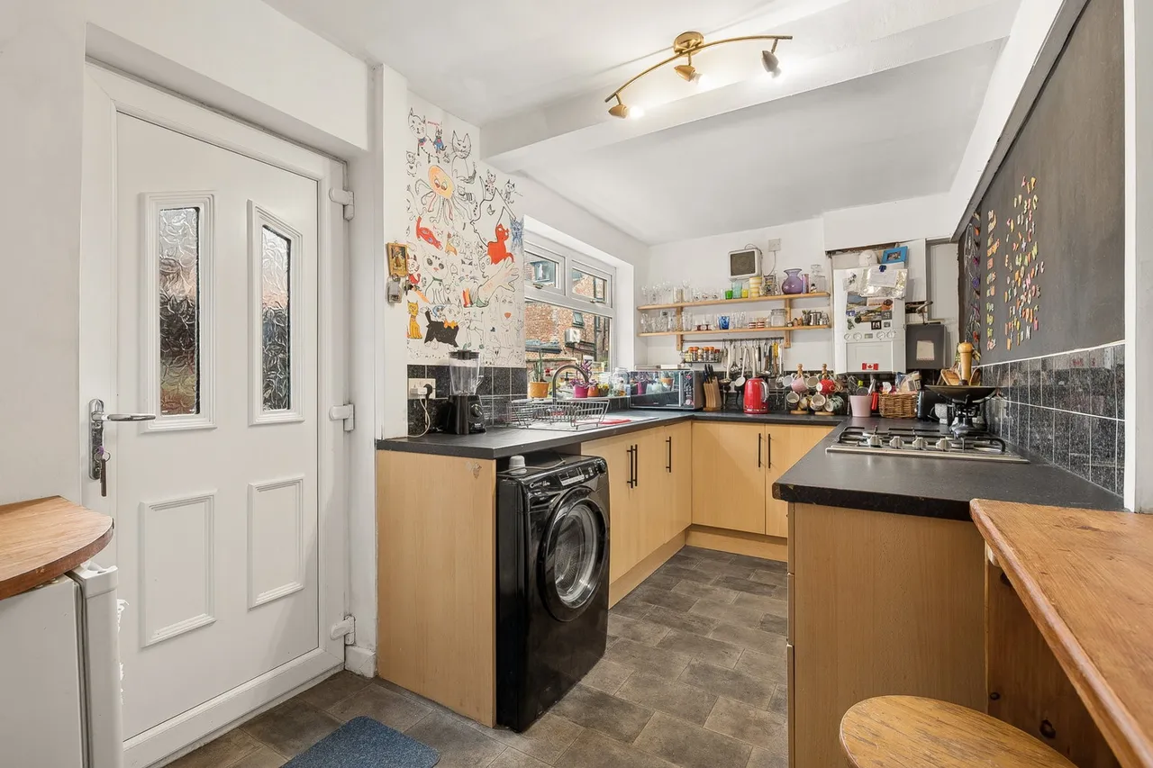 Emley Street, Levenshulme, M19, photo 5