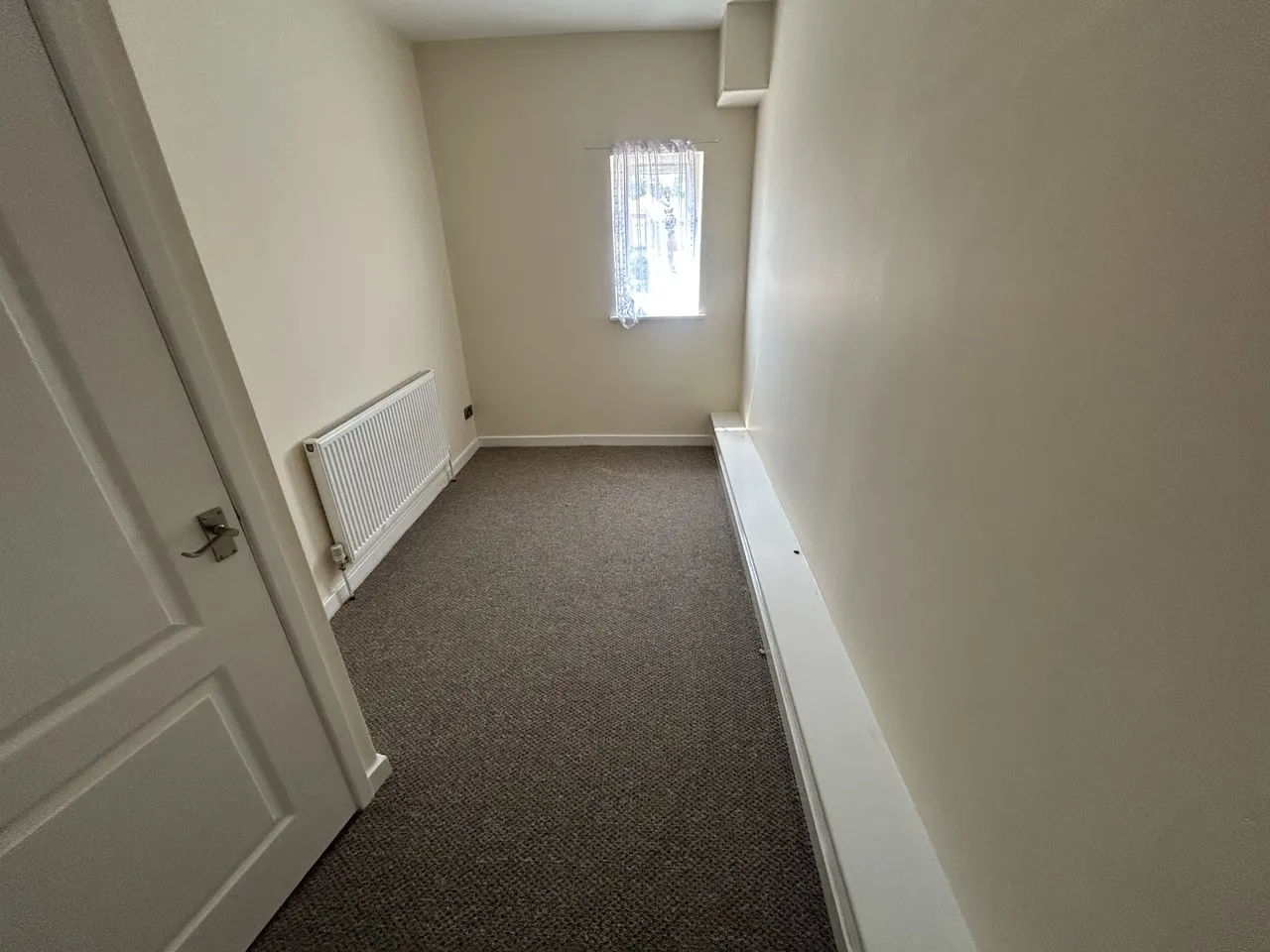 Newcastle Avenue, S80, photo 7