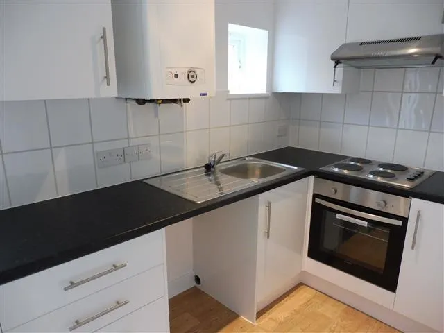 Swanwick Lane, MK10, photo 3