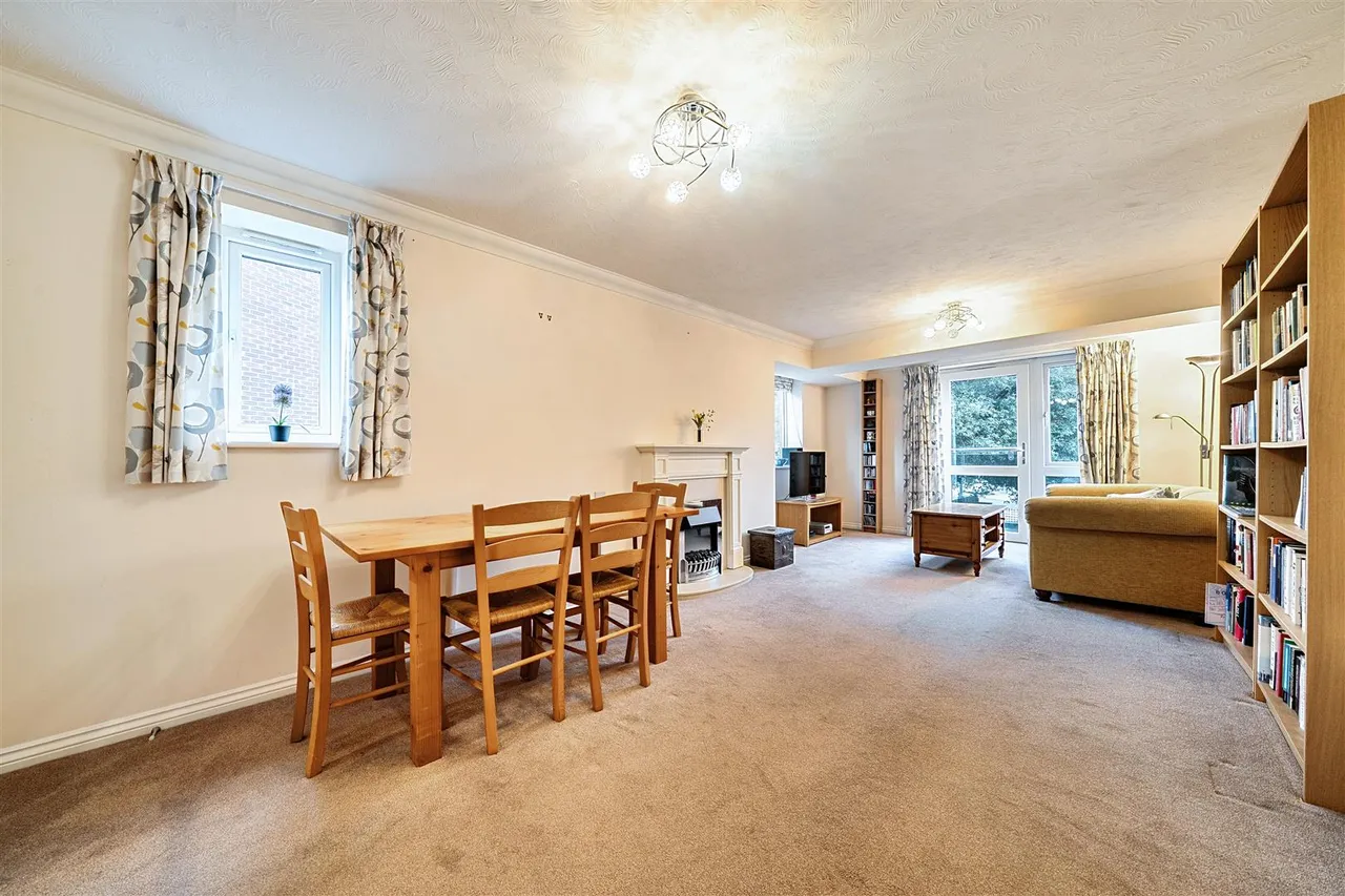 Poole Road, Bournemouth, BH2, photo 2