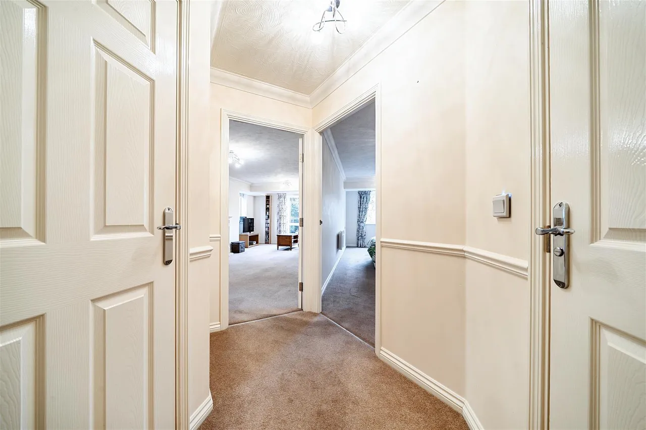 Poole Road, Bournemouth, BH2, photo 12