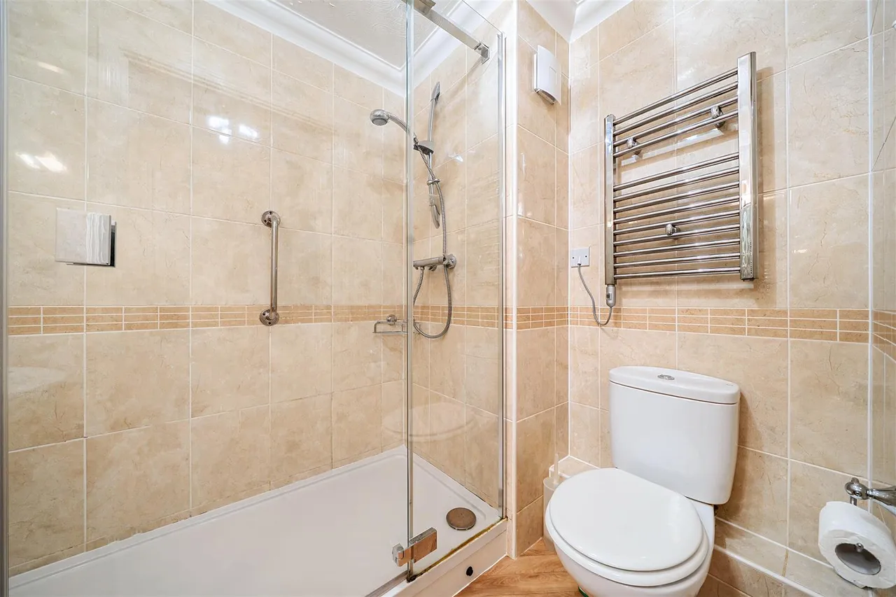 Poole Road, Bournemouth, BH2, photo 11