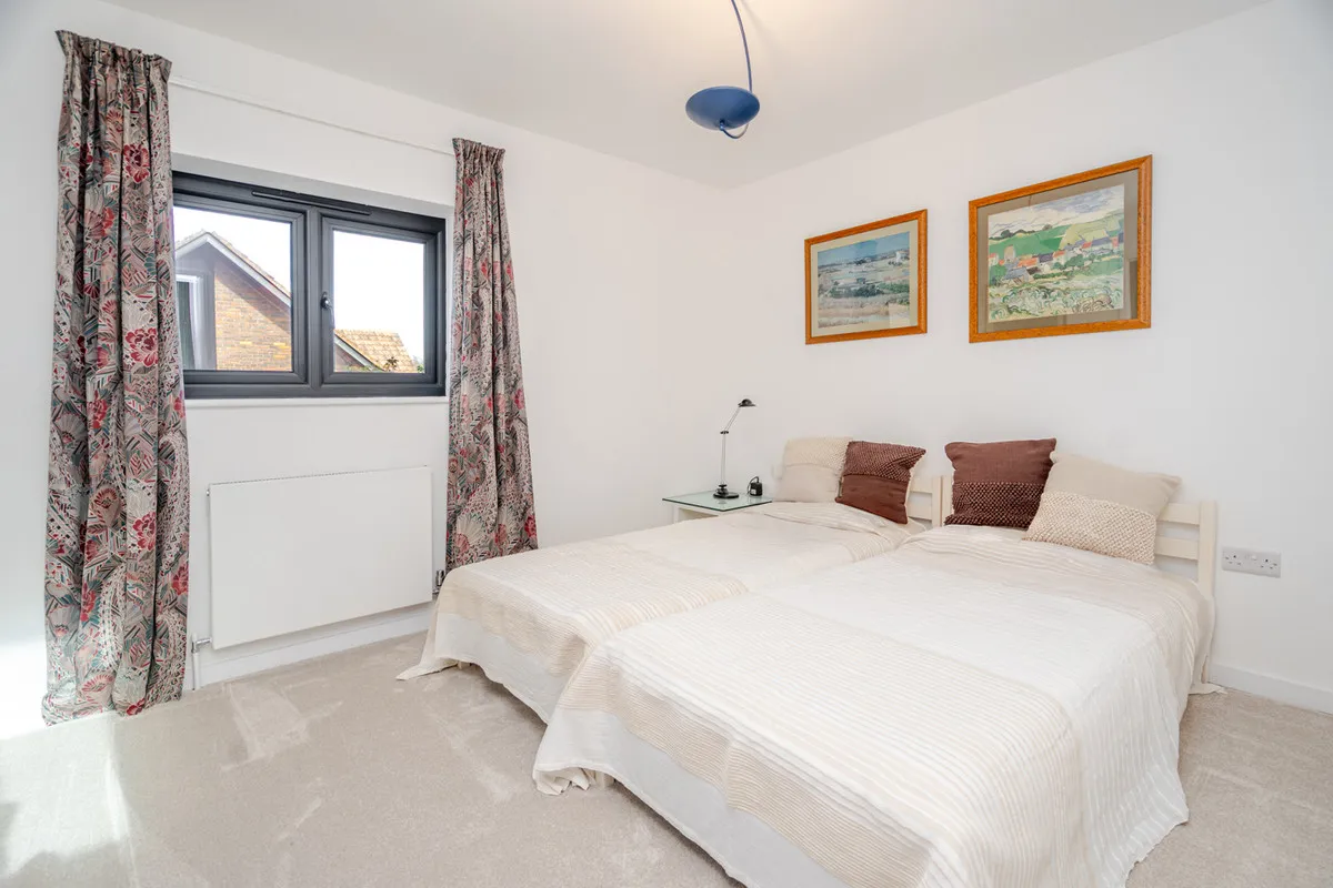 Goodman Gardens, Woughton On The Green, MK6, photo 39
