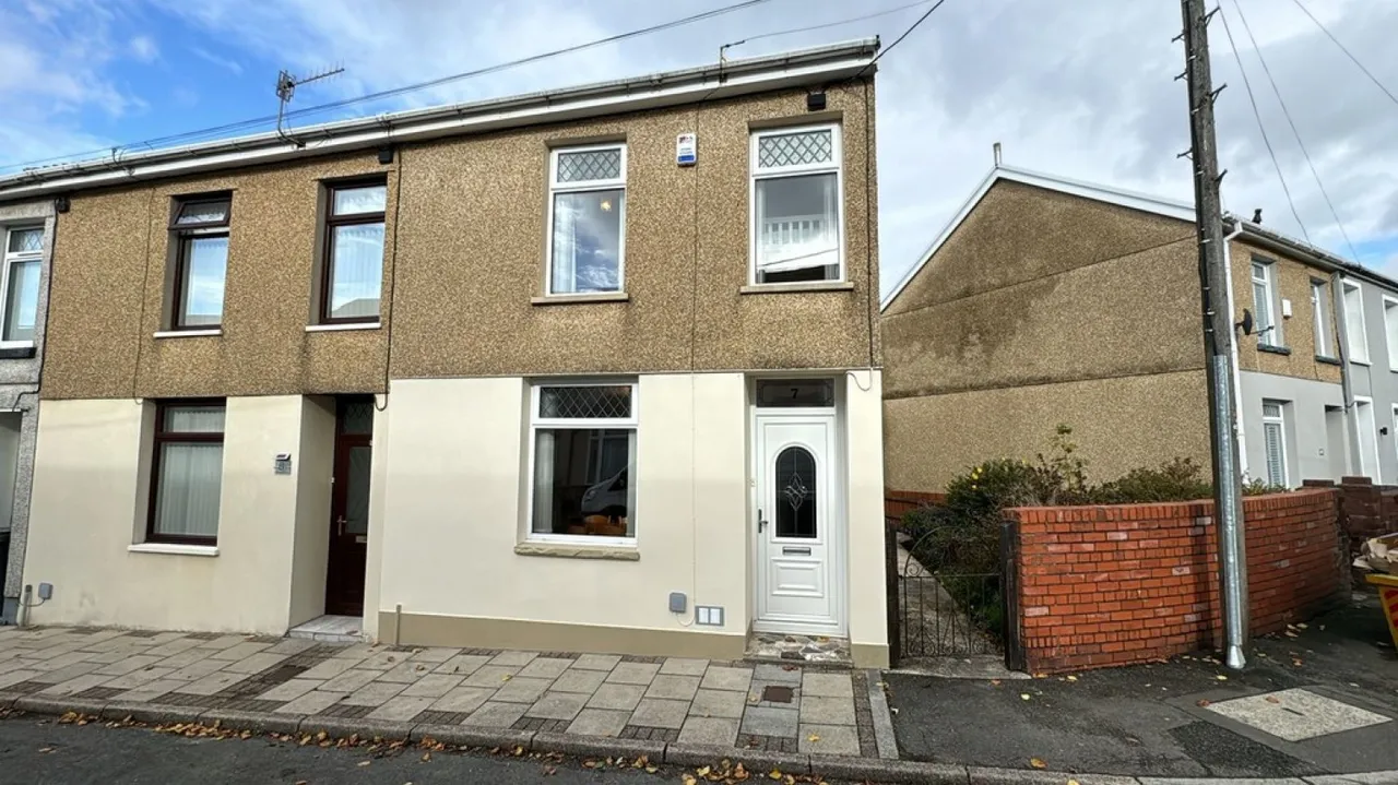 3 bed house for sale — Penyard, Merthyr Tydfil