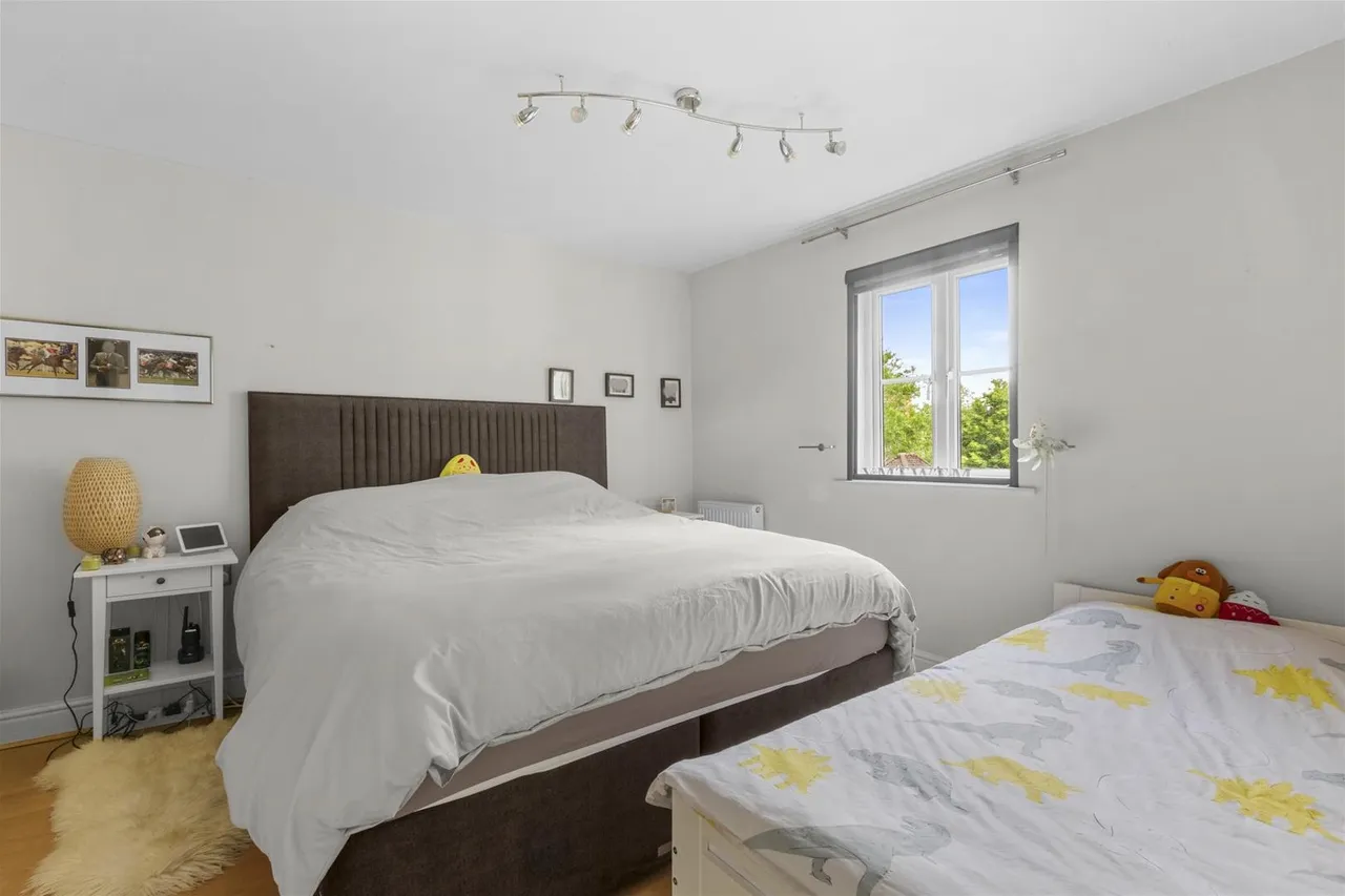 Fryers Lane, High Wycombe, HP12, photo 6